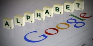Proprietarul Google vrea să preia Fitbit
